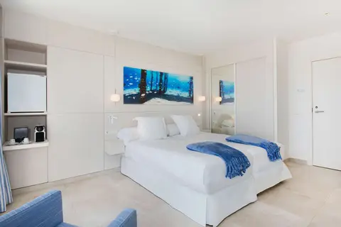 Iberostar Selection Santa Eulalia Ibiza - adults only in Santa Eulària des Riu — foto 6