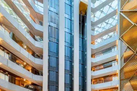 Al Bandar Rotana Creek in Dubai — foto 11