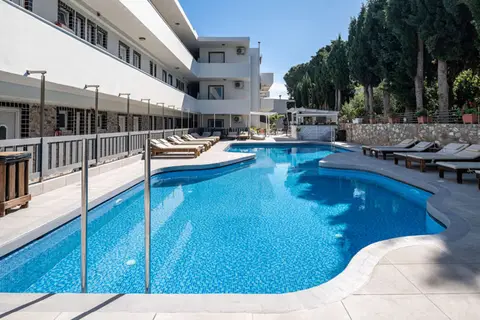 Sunny Days Hotel & Appartementen in Ζηπάρι