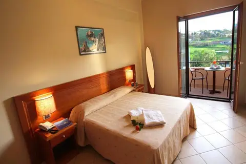 La Bussola Hotel Restaurant in Ricadi — foto 10