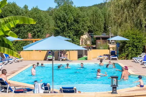 Camping Le Pont De Mazerat in Marcillac-Saint-Quentin