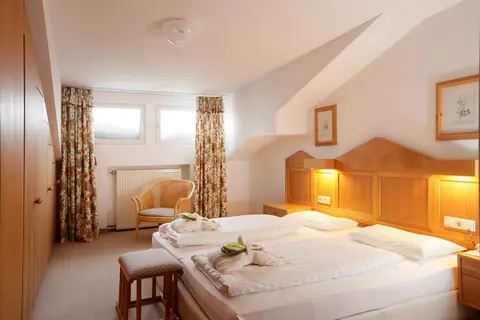 Hotel Kreuzberg in Sexten, foto 5