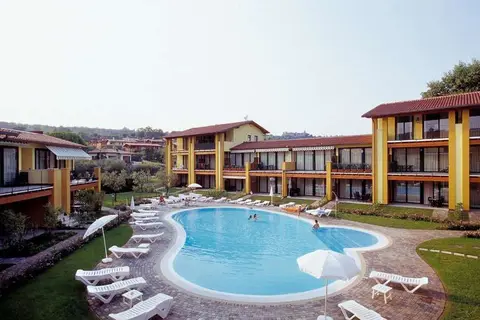 Residence Le Terrazze Sul Lago in Padenghe sul Garda — foto 7
