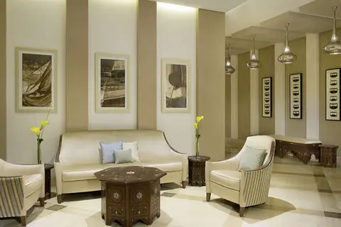 Hilton Garden Inn Dubai Al Mina in Dubai — foto 21