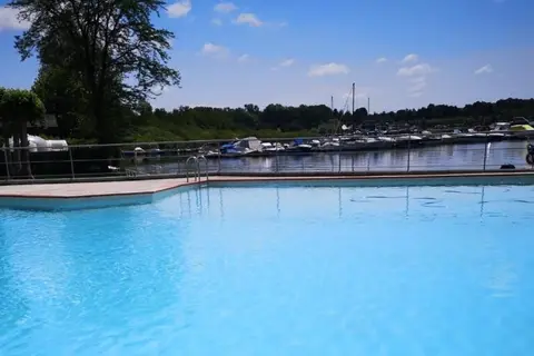 Camping Lido Di Sesto in Sesto Calende