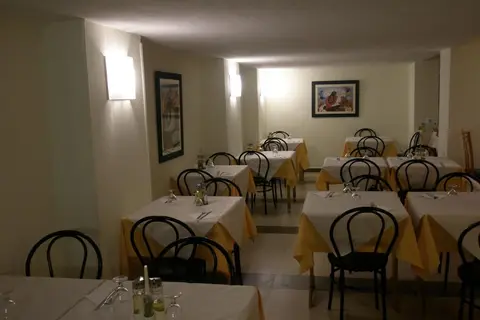 Mayna in Benidorm — foto 24