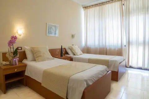 Akropoli Hotel in Golem — foto 6