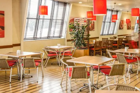 ibis Coimbra Centro in Coimbra — foto 4