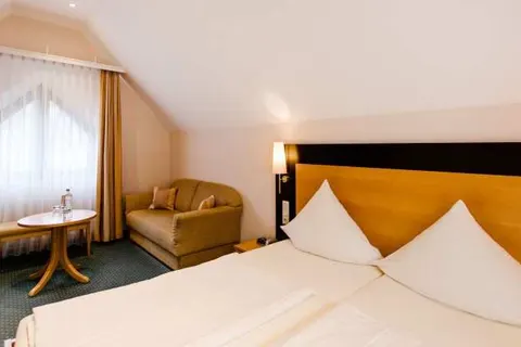 Hotel Restaurant Weinhaus Berg foto 6