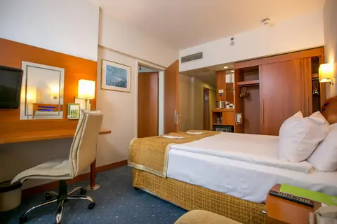 Holiday Inn Istanbul City in Fatih — foto 26