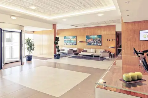 Mercure Lisboa Almada Hotel in Almada — foto 8