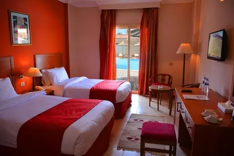 Sunrise Serano Aqua Park Resort in الاحياء — foto 7