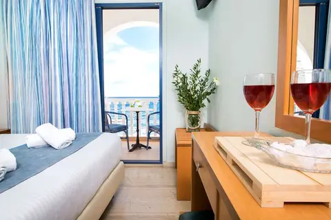 Sunshine Hotel in Thira Municipal Unit, foto 20