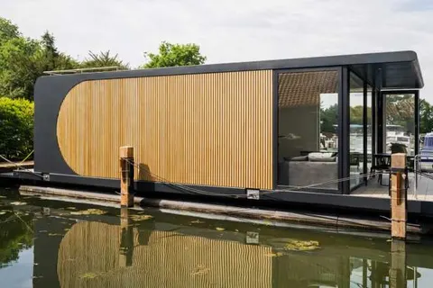 Huren Houseboat Lemmer foto 4