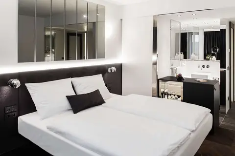 Hotel AMANO Grand Central in Berlijn — foto 17