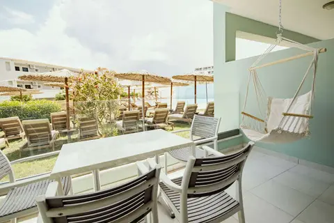 Aparthotel Robolla Beach in Ρόδα — foto 16