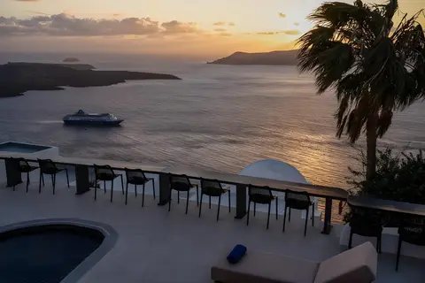 Mill Houses New Elegant Suites in Santorini Yachting Club, foto 28