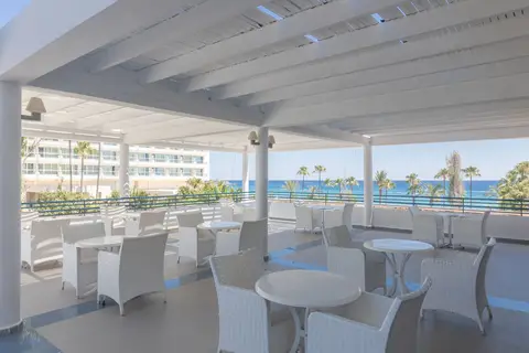 Iliada Beach Hotel in Παραλίμνι — foto 21