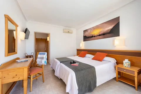 Vibra Mare Nostrum in Ibiza — foto 5