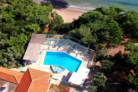 Fly & Go Golden Sand Studio & Apartments in Municipal Unit of Marathokabos