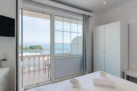 Pontikonisi Hotel & Suites in Korfoe — foto 27