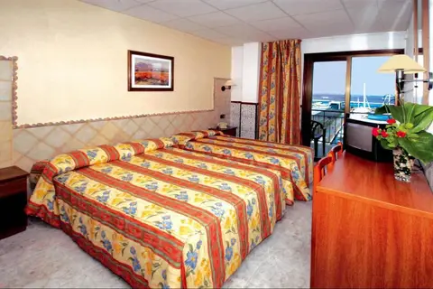 Hotel Univers in Costa Brava — foto 21