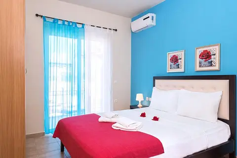 Azure Beach Sea Front Villas in Nopigia — foto 4