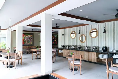 Taksu Sanur Hotel in Sanur — foto 7
