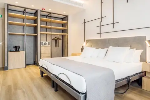Hotel ILUNION San Mamés in Bilbao — foto 20