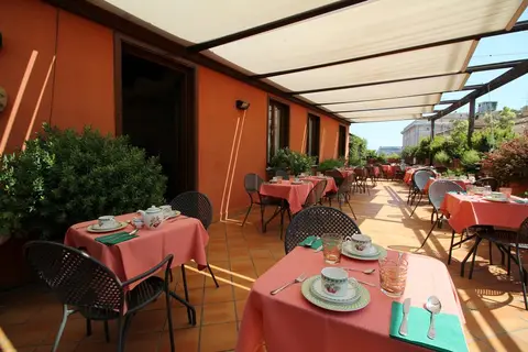 Columbia in Rome, foto 2