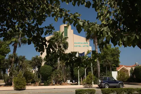 Mandalena Hotel Apartments in Παραλίμνι — foto 8