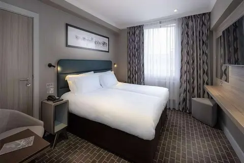 Hotel City Sleeper at Royal National Hotel in Londen — foto 16