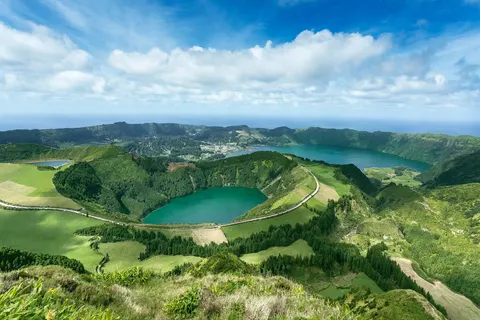 Ontdek São Miguel vanuit Ponta Delgada foto 1