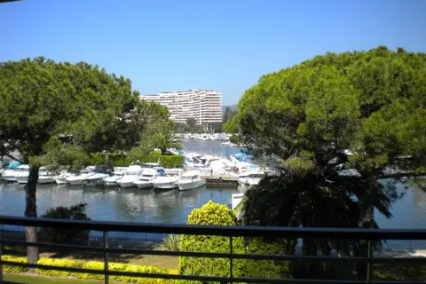 Residence Carré Marine in Mandelieu-la-Napoule — foto 8