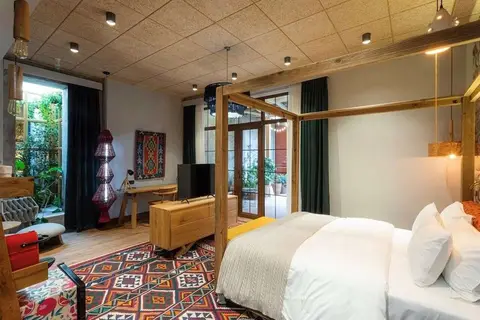Khedi Hotel by Ginza Project in Tbilisi — foto 16