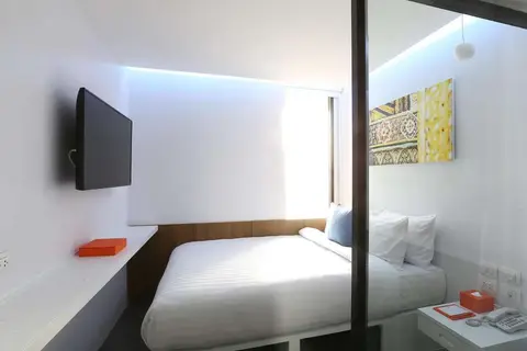 S Box Sukhumvit Hotel in Bangkok — foto 3