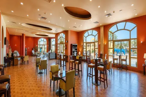 Royal Regency Club in نبق — foto 19