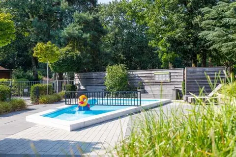 Bungalowpark Het Verscholen Dorp foto 5