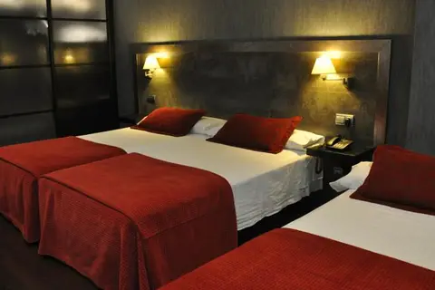 Iberik Santo Domingo Plaza Hotel in Oviedo — foto 12