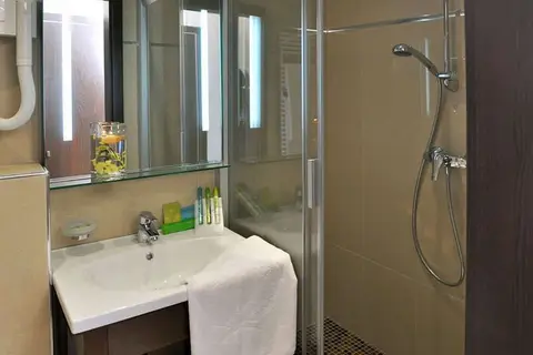 Hotel President in Boedapest — foto 16