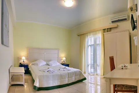 Theofilos Superior Hotel in Petra — foto 7