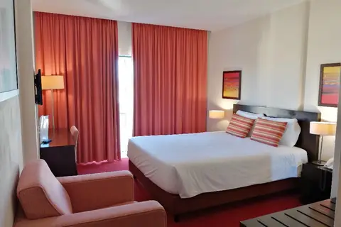Hotel Mónaco in Mexilhoeira Grande