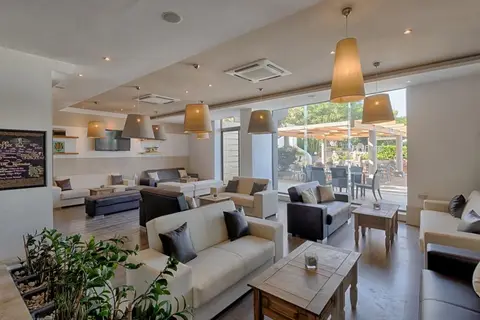 Appartementen AX Sunny Coast Resort & Spa in San Lawrenz — foto 21