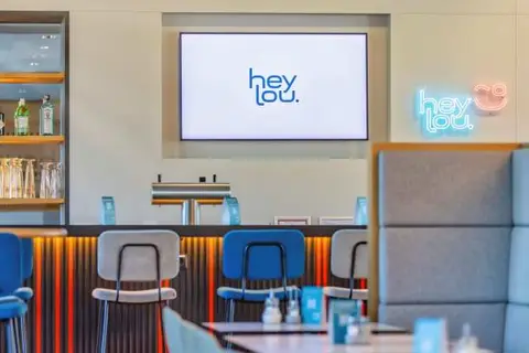 Hey Lou Hotel Friedrichshafen in Friedrichshafen — foto 13