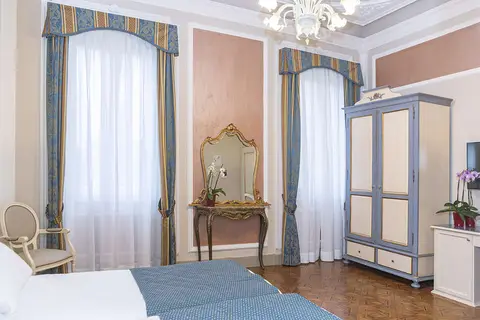 Hotel Donatello Florence in Florence — foto 16