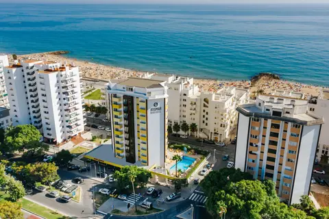 Atismar Hotel in Quarteira