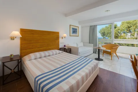 Fly & Go Dionysos Hotel foto 8