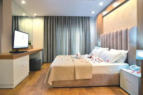 Sandy Beach Hotel in Golem, foto 24
