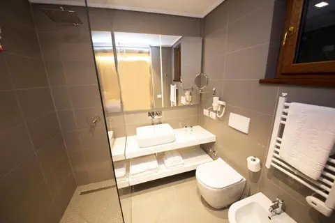 Hotel Theatro in Tirana — foto 13