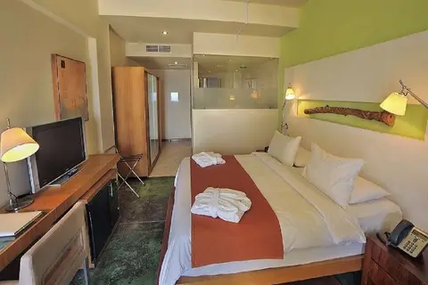 E-Hotel Spa & Resort in Pervolia — foto 4